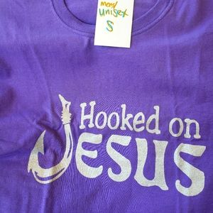 Small "Hooked on Jesus" tee